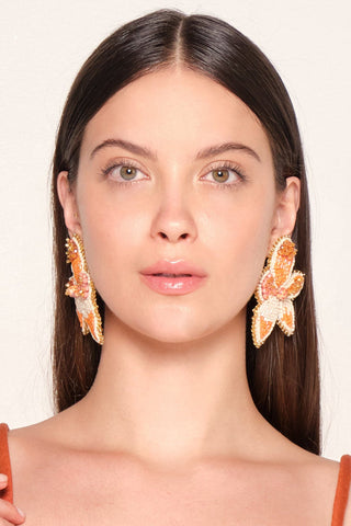 Aretes Simona Tramada Flor con Bordado de Cuentas – Naranja / Crema