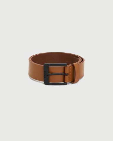 Correa BOSS de piel italiana con hebilla Negro mate y logotipo grabado