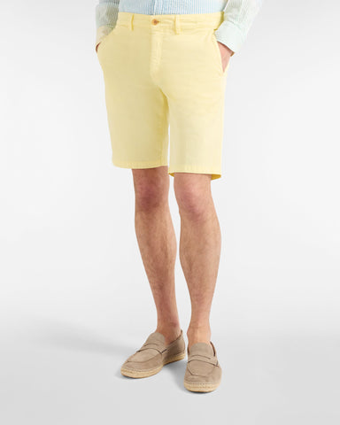 Bermuda Chino Harmont & Blaine de Algodón Stretch Amarillo Pastel