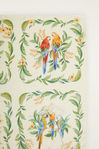 Bufanda Farm Rio con Estampado Tropical de Guacamayas – Multicolor
