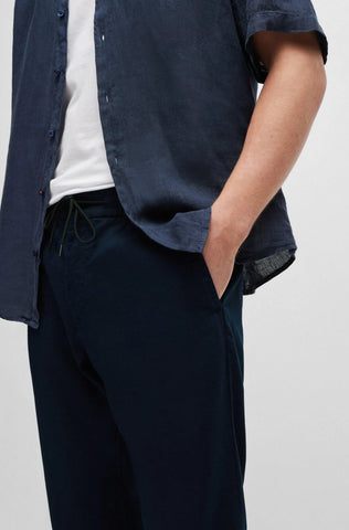 Pantalón En Lino Boss Tapered Fit