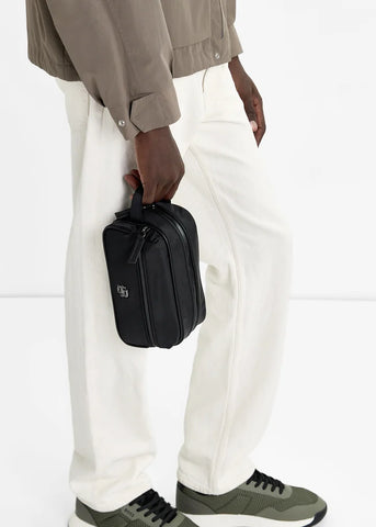 Bulto de Baño BOSS Twill con Monograma Doble B