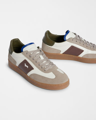 Tenis Harmont and Blaine Metropolis