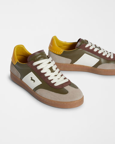 Tenis Harmont and Blaine Metropolis