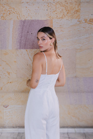 Enterizo Faride Violetilla con Detalle Floral – Blanco