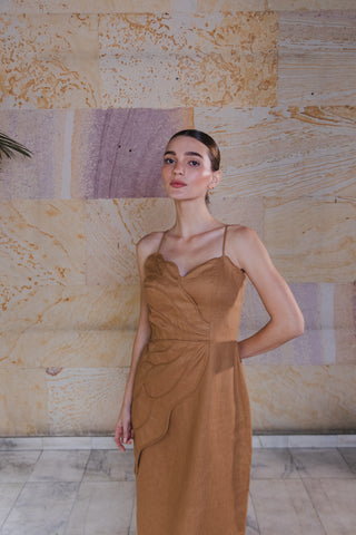 Vestido Midi Faride Violetilla con Detalle Floral – Marrón