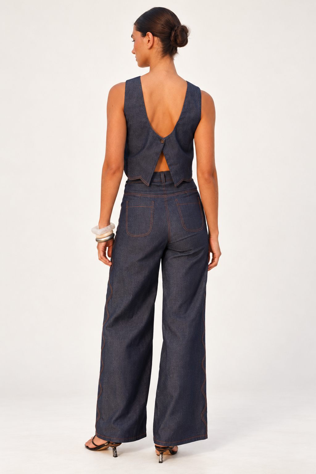 Conjunto Pompousa Almendra y Roberta Wide Leg – Azul Denim
