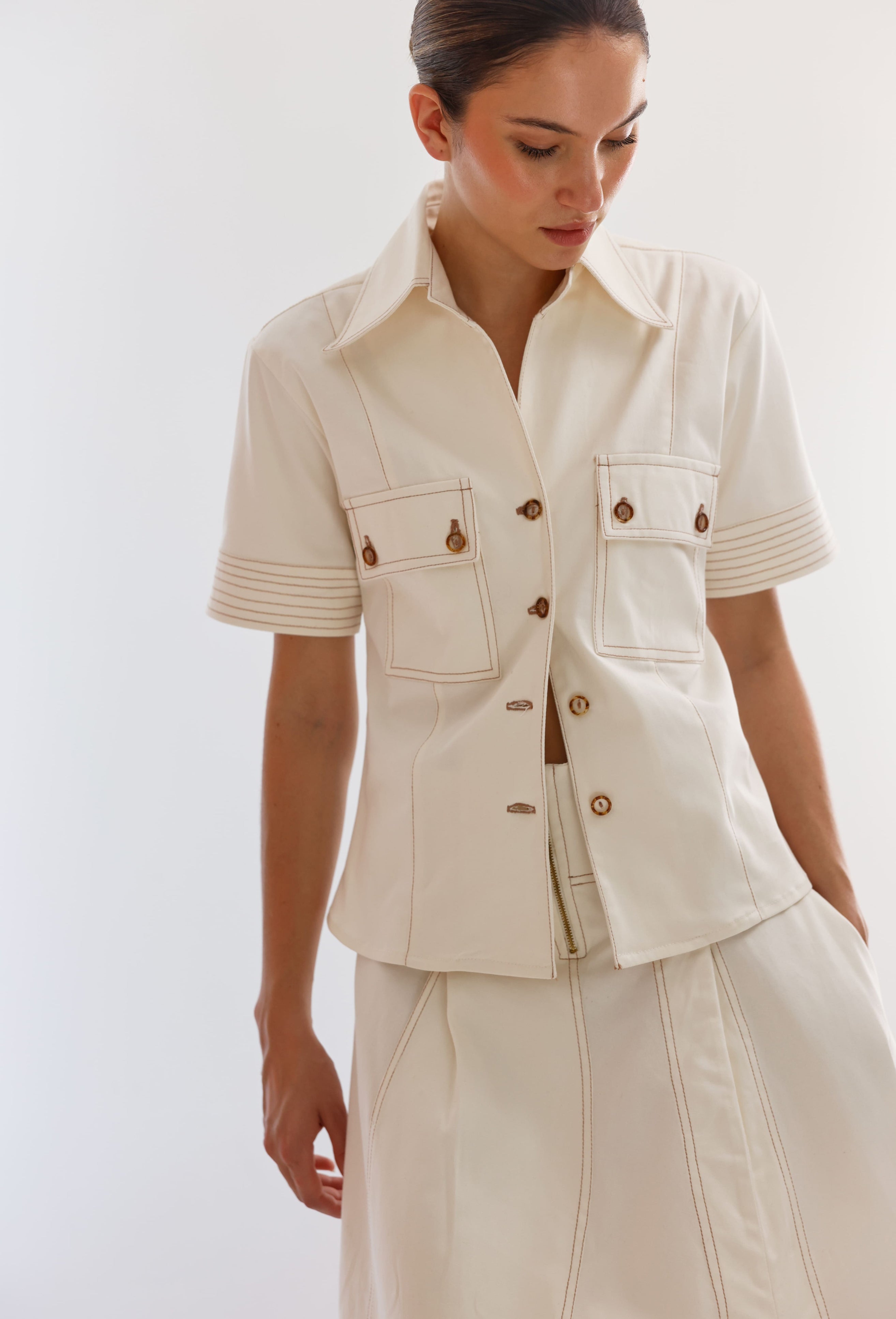 Conjunto Pompousa Gala y Belinda con Falda Asimétrica – Blanco