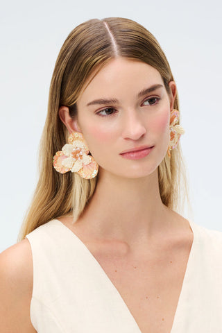 Aretes Simona Blomm con Flor Bordada y Perlas – Rosado / Crema