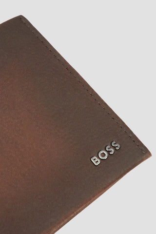 Billetera Boss En Suede Con logo En Metal