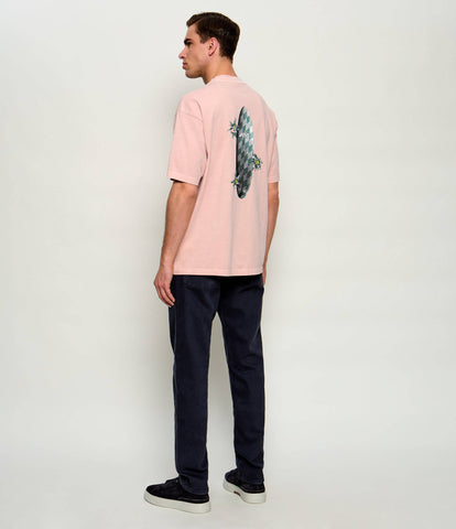 Camiseta BOSS Relaxed Fit en con Logo Bordado - Rosa Claro