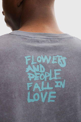 Camiseta oversize flor Desigual - tiendadicons.com