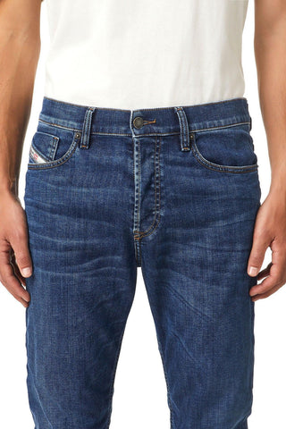 Diesel Jeans D-Fining 09B06 - Tapered Medium Jeans - tiendadicons.com