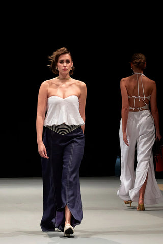 Top Gulia escote corazón en lino Puro