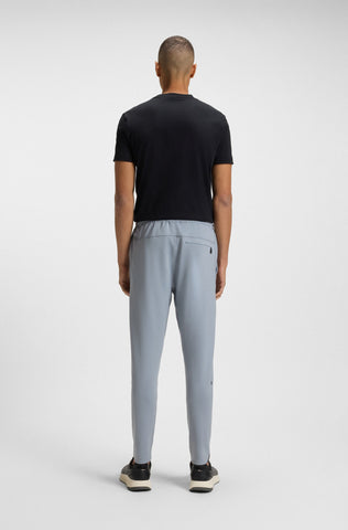 Pantalónes BOSS tipo Joggers active Slim fit con control de la humedad