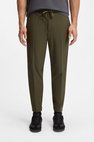 Pantalón BOSS T-Flex Tapered Fit en Tejido Técnico Stretch - Verde Oscuro