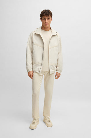 Pantalón BOSS Maine regular fit en sarga de algodón on stretch