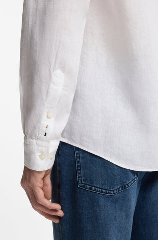 Camisa BOSS en Lino Regular Fit Button Down - Blanca