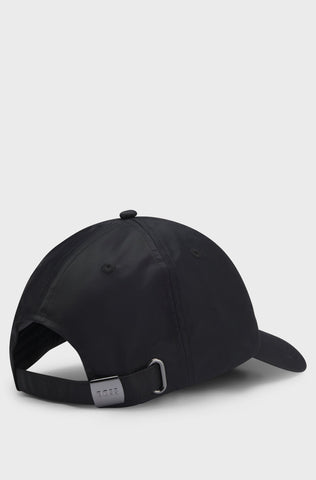 Gorra BOSS Impermeable Con Logo en Metal