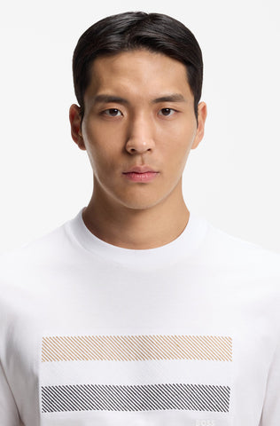 T-Shirt BOSS Regular Fit con ilustraciones en hilos de rayas