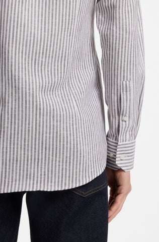 Camisa Boss Slim fit de lino y algodón a rayas.
