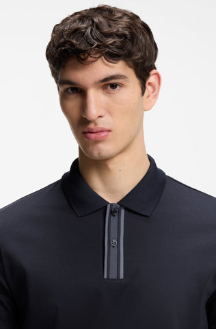 Polo BOSS de Algodón Mercerizado con Detalles de Rayas Contrastantes - Azul Marino