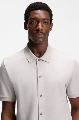 Polo BOSS Regular Fit de Algodón con Textura Bubble - Beige Claro