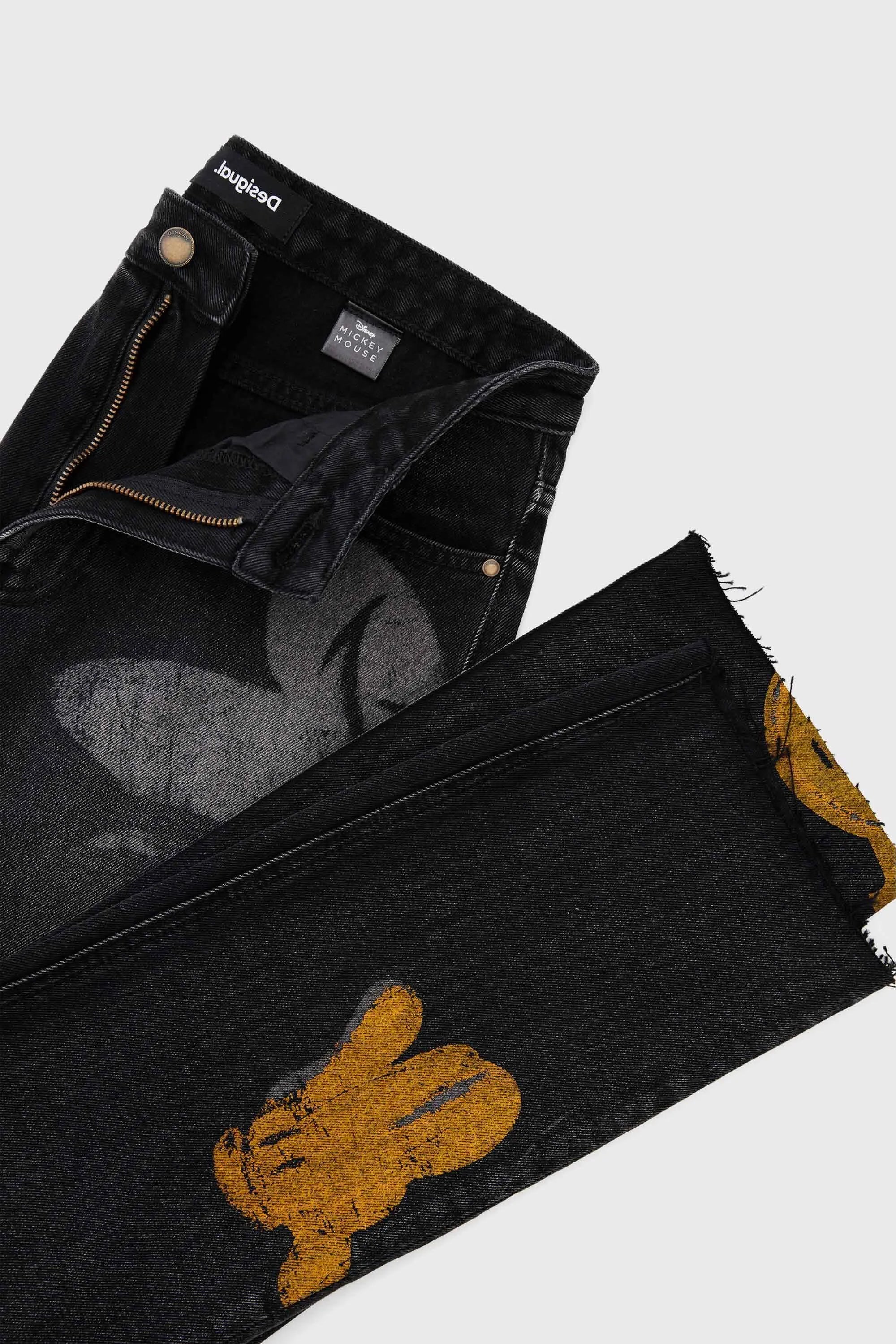 Jeans Vaqueros Straight cropped Mickey Mouse x Desigual - tiendadicons.com