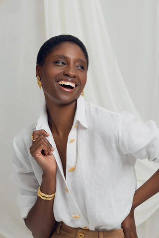 Camisa en Lino Natural Mirabel Faride Botones Chapado en Oro 24K