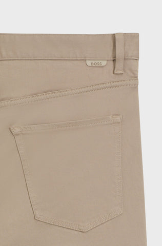 Pantalón BOSS P-Delaware5 Slim Fit de Sarga Stretch – Marrón Claro