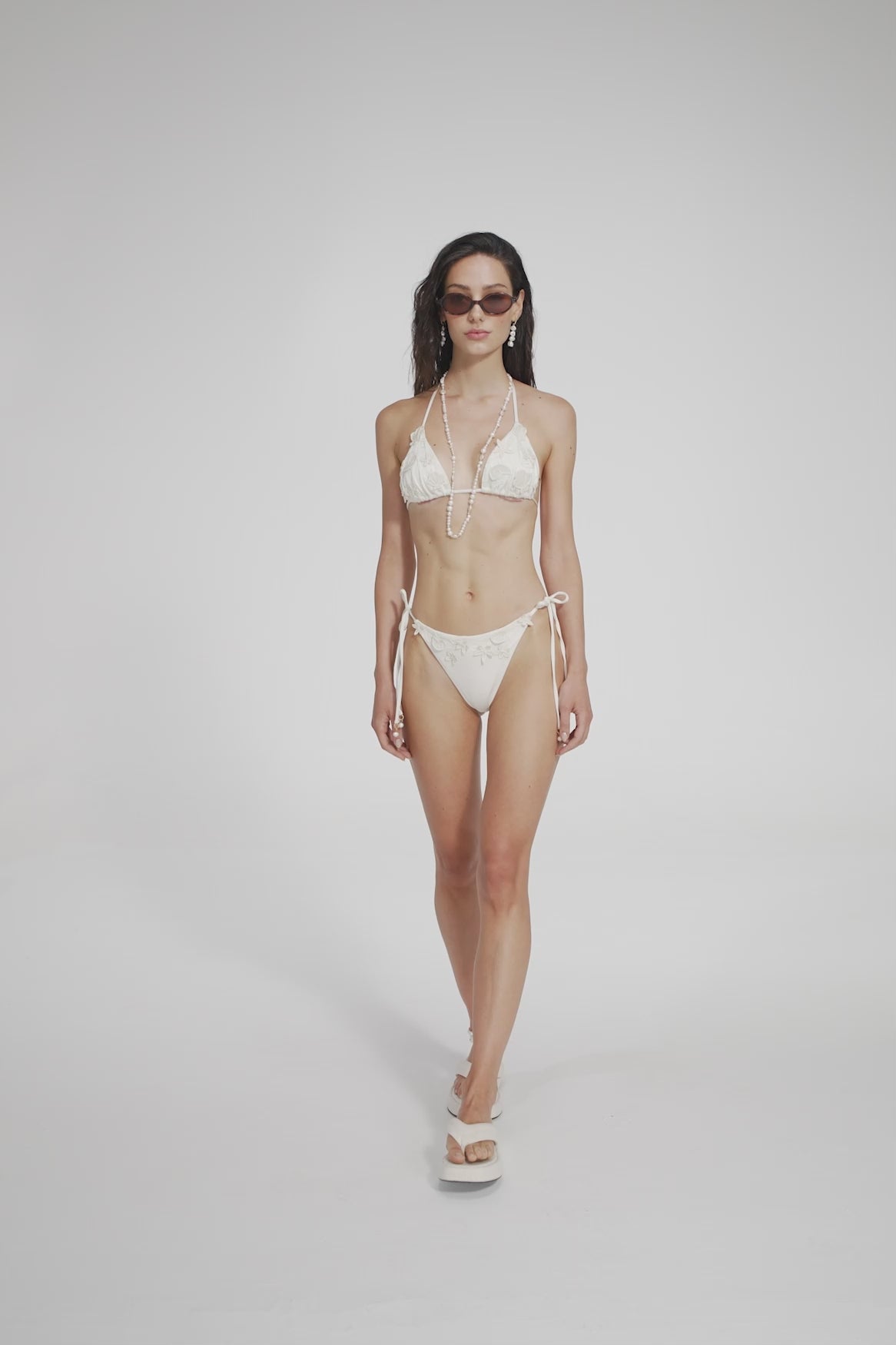 Set de Bikini Agua Bendita 2 piezas Lolita & Alegría Ivy con Bordados Marinos Artesanales