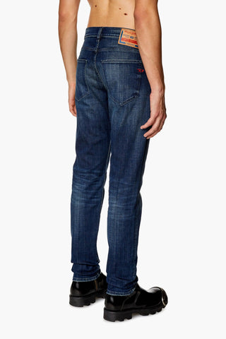 Jeans Diesel Slim Fit 2019 D-Strukt 09H35